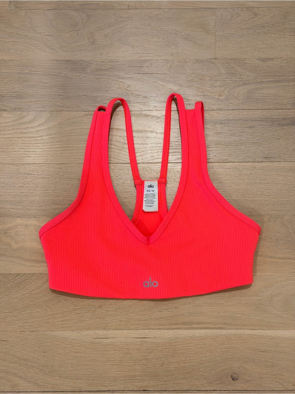 Alo Yoga Airlift Ribbed Jump Start V-Neck Bra in Fluorescent Pink Coral, size XS